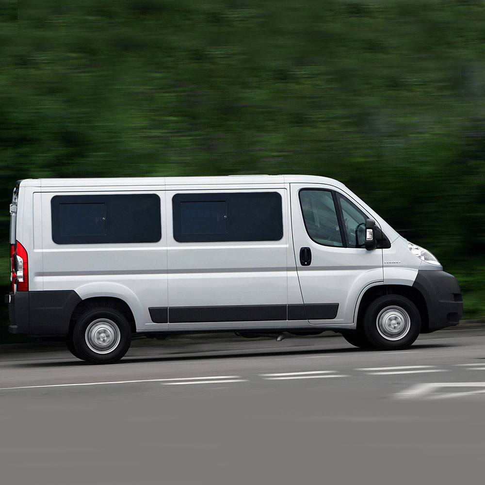Peugeot-Boxer-van-Zepplin-Windows-after